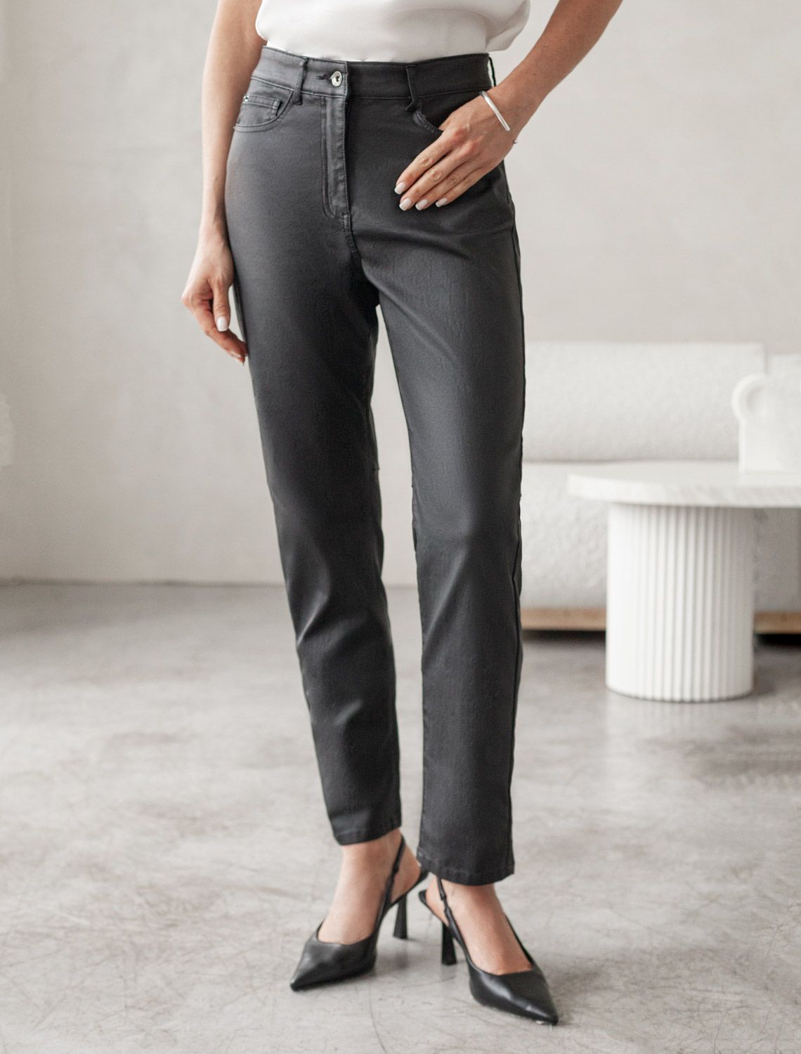 картинка Брюки женские черный магазин Одежда+ являющийся официальным дистрибьютором в России 