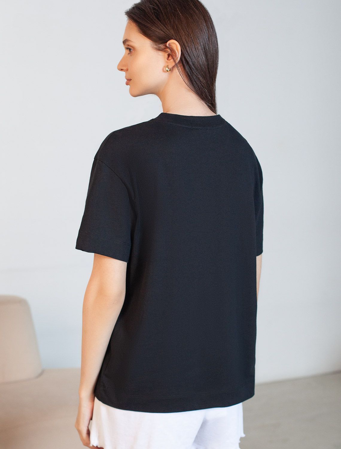 картинка Футболка женская черный_love от магазина Одежда+