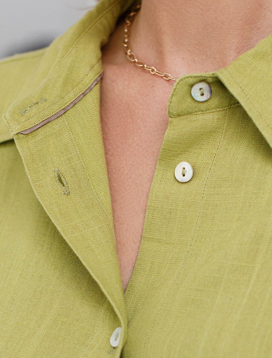 картинка Блузка женская салатовый магазин Одежда+ являющийся официальным дистрибьютором в России 