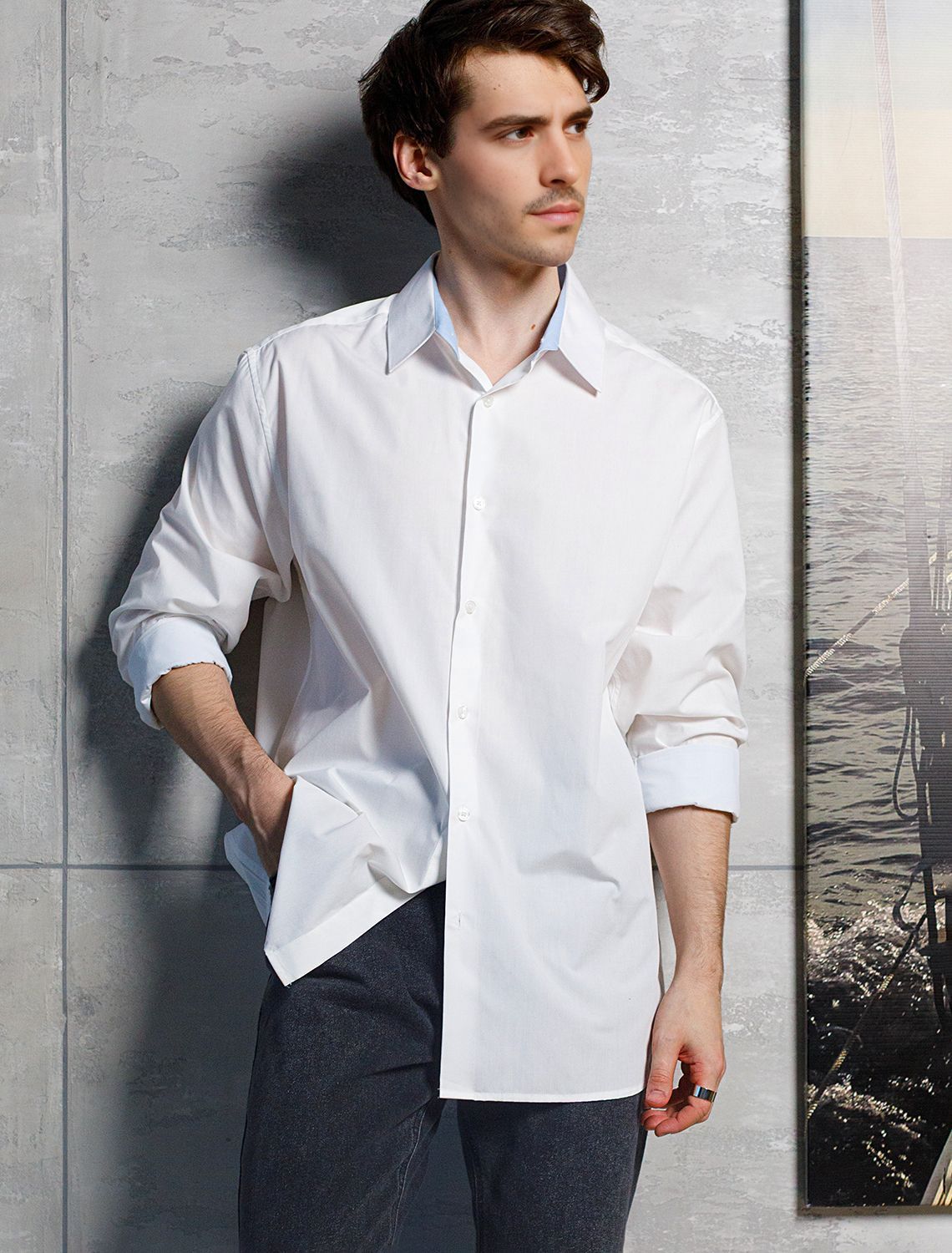 картинка Сорочка мужская белый магазин Одежда+ являющийся официальным дистрибьютором в России 