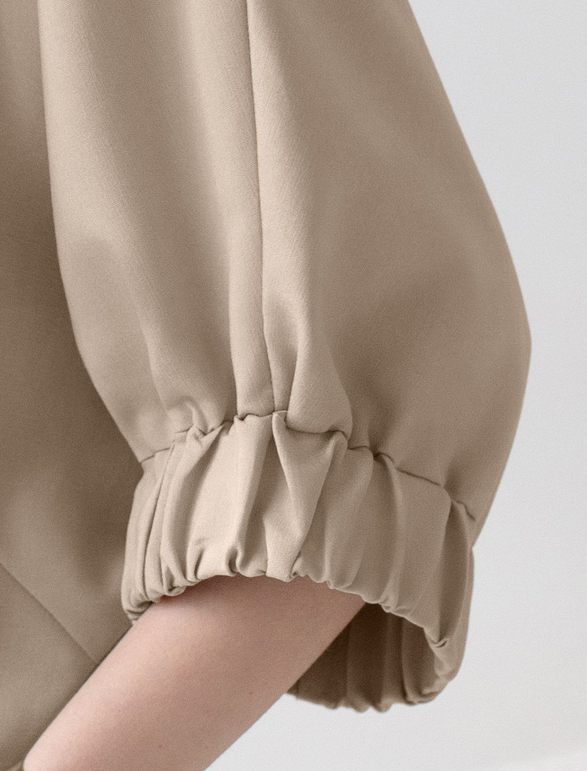 картинка Блузка женская светло-бежевый от магазина Одежда+