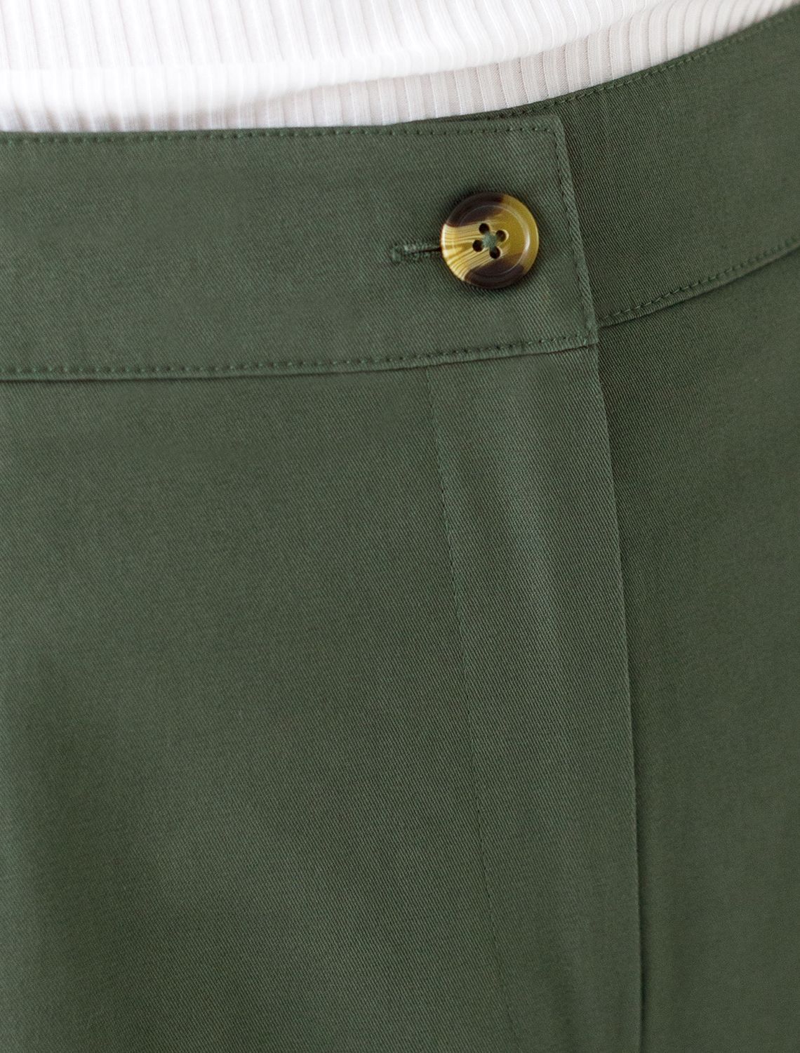 картинка Брюки женские темно-оливковый от магазина Одежда+