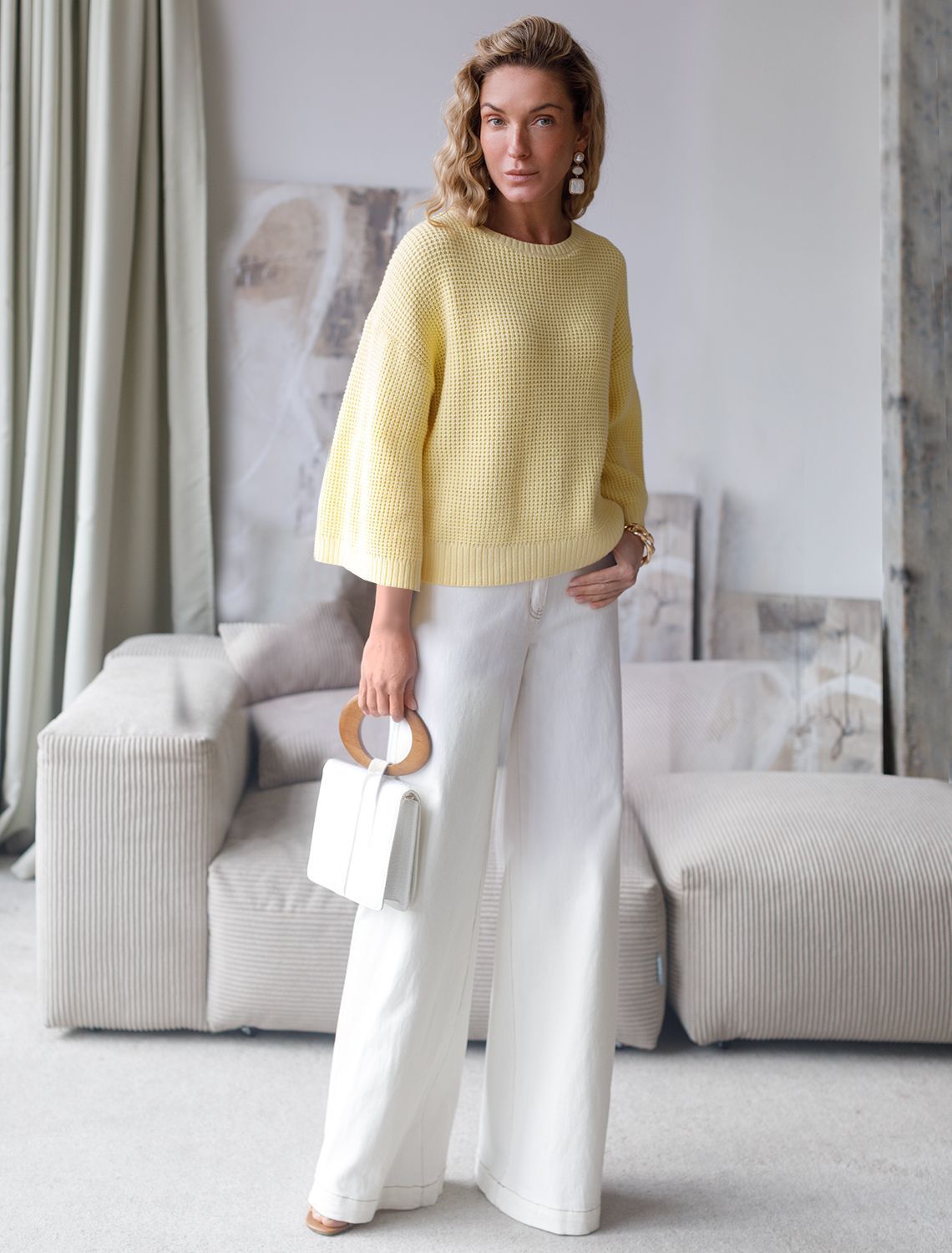 картинка Джемпер женский светло-желтый от магазина Одежда+