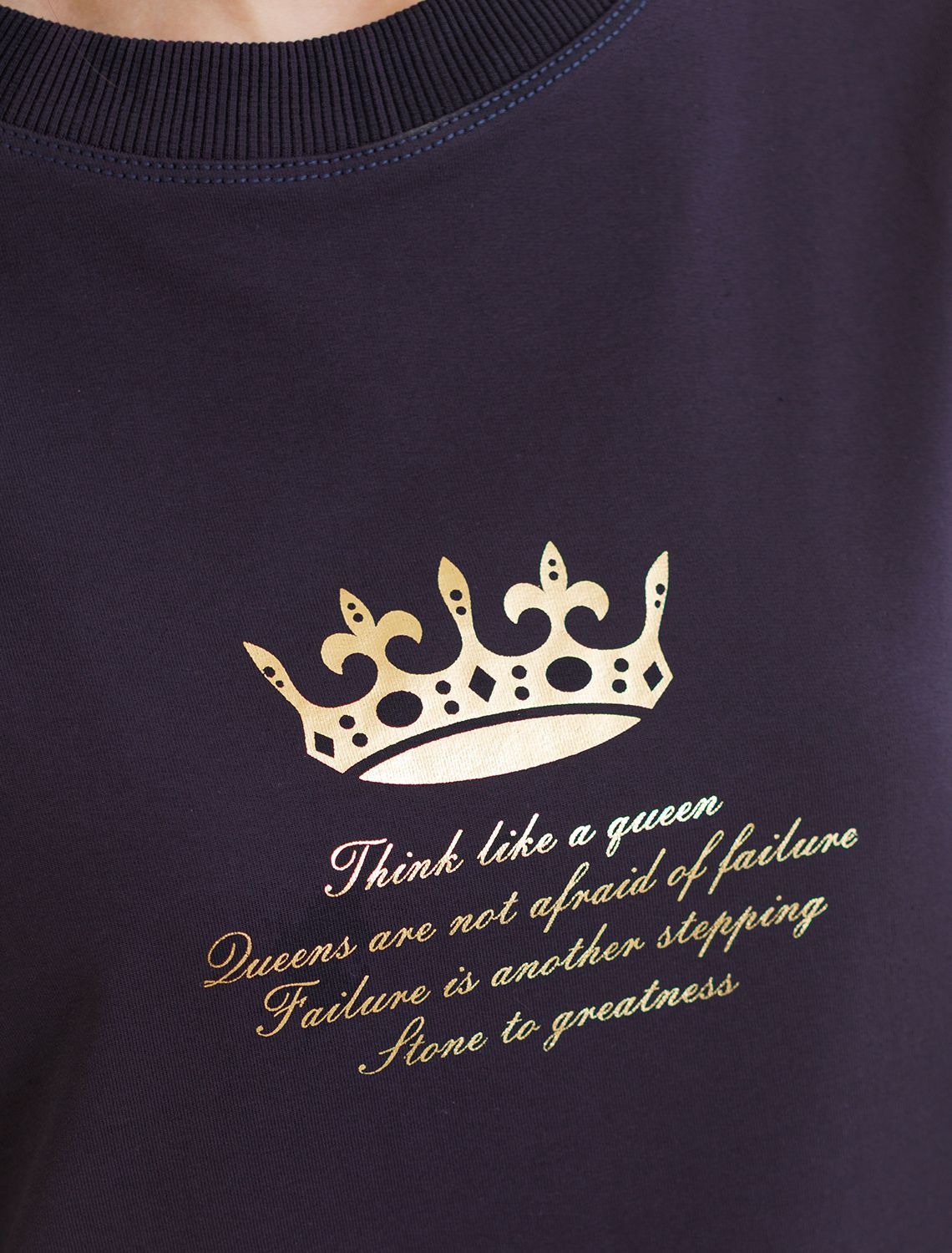 картинка Джемпер женский т.синий_queen магазин Одежда+ являющийся официальным дистрибьютором в России 