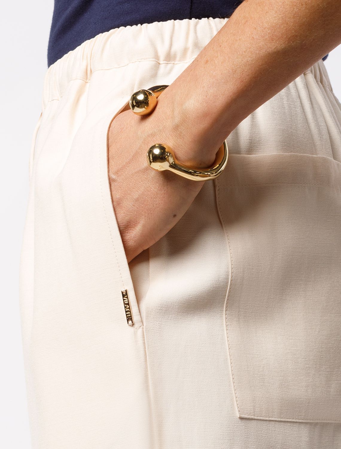 картинка Брюки женские кокосово-молочный магазин Одежда+ являющийся официальным дистрибьютором в России 