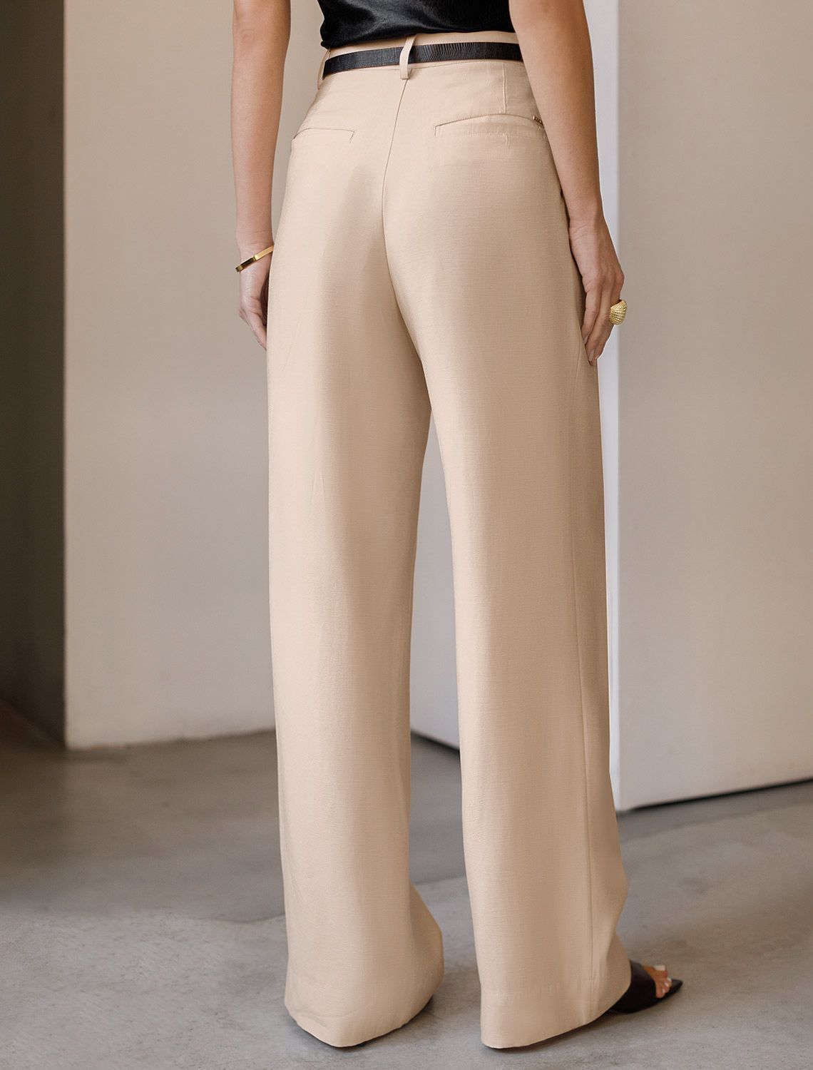 картинка Брюки женские овсяный от магазина Одежда+