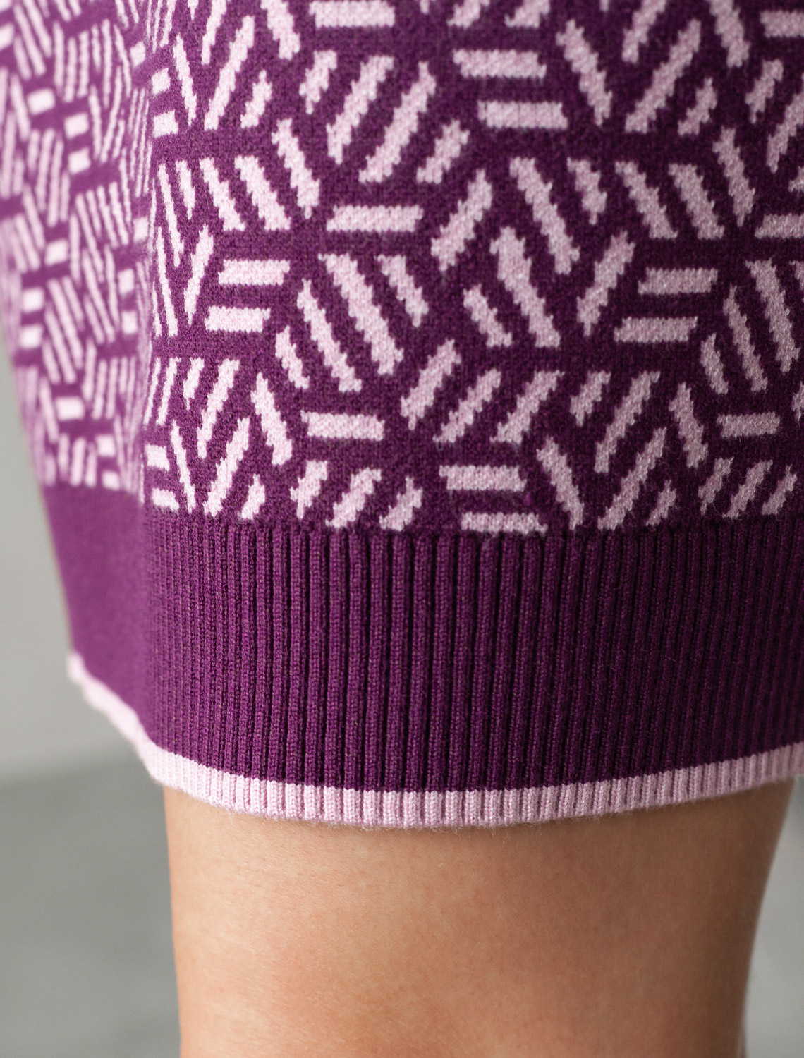 картинка Платье вязаное женское пурпурный от магазина Одежда+