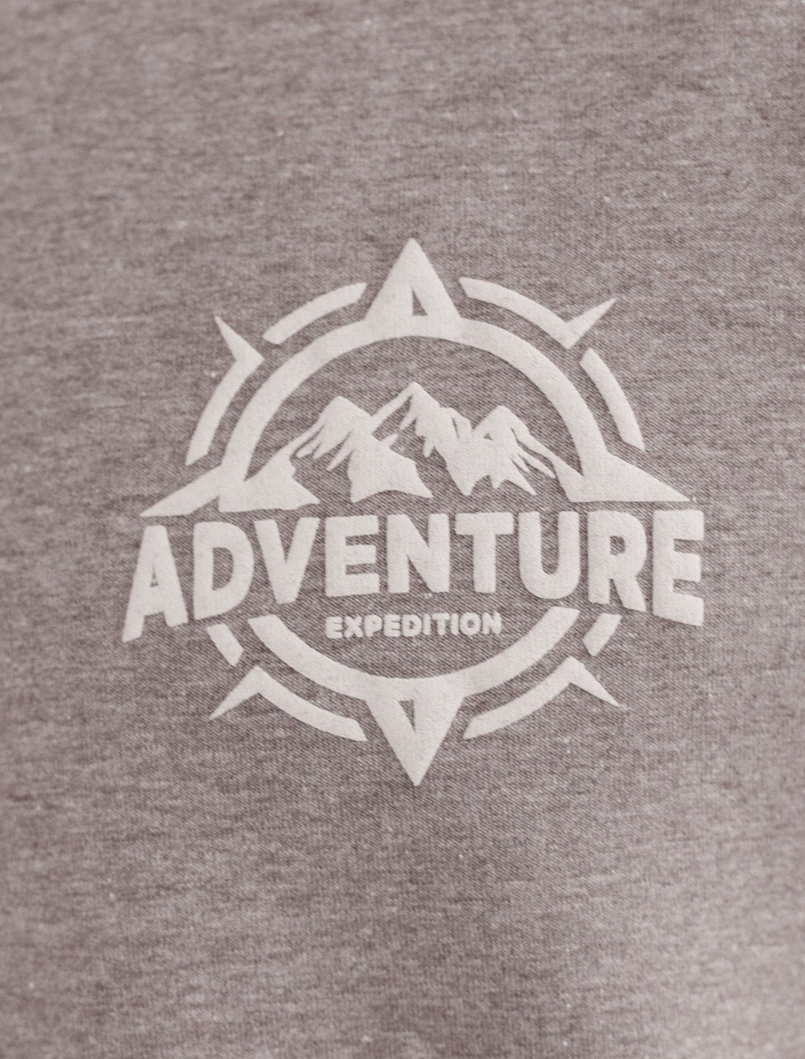 картинка Футболка мужская т.кофейный меланж_adventure от магазина Одежда+