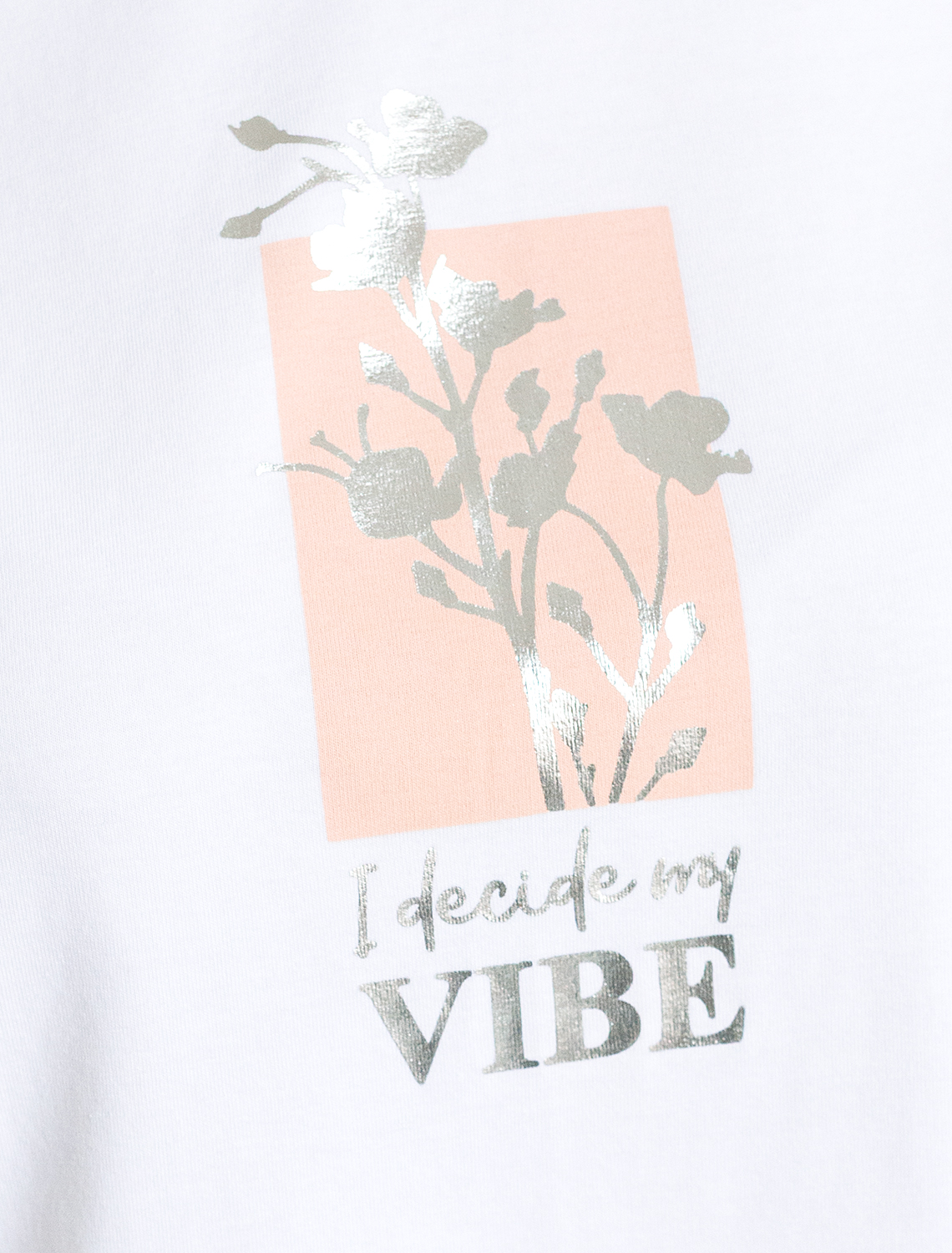 картинка Футболка женская белый_vibe от магазина Одежда+