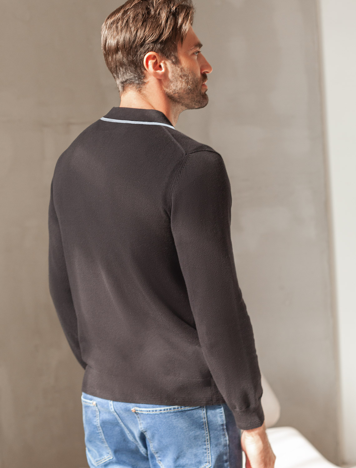 картинка Джемпер мужской черный от магазина Одежда+