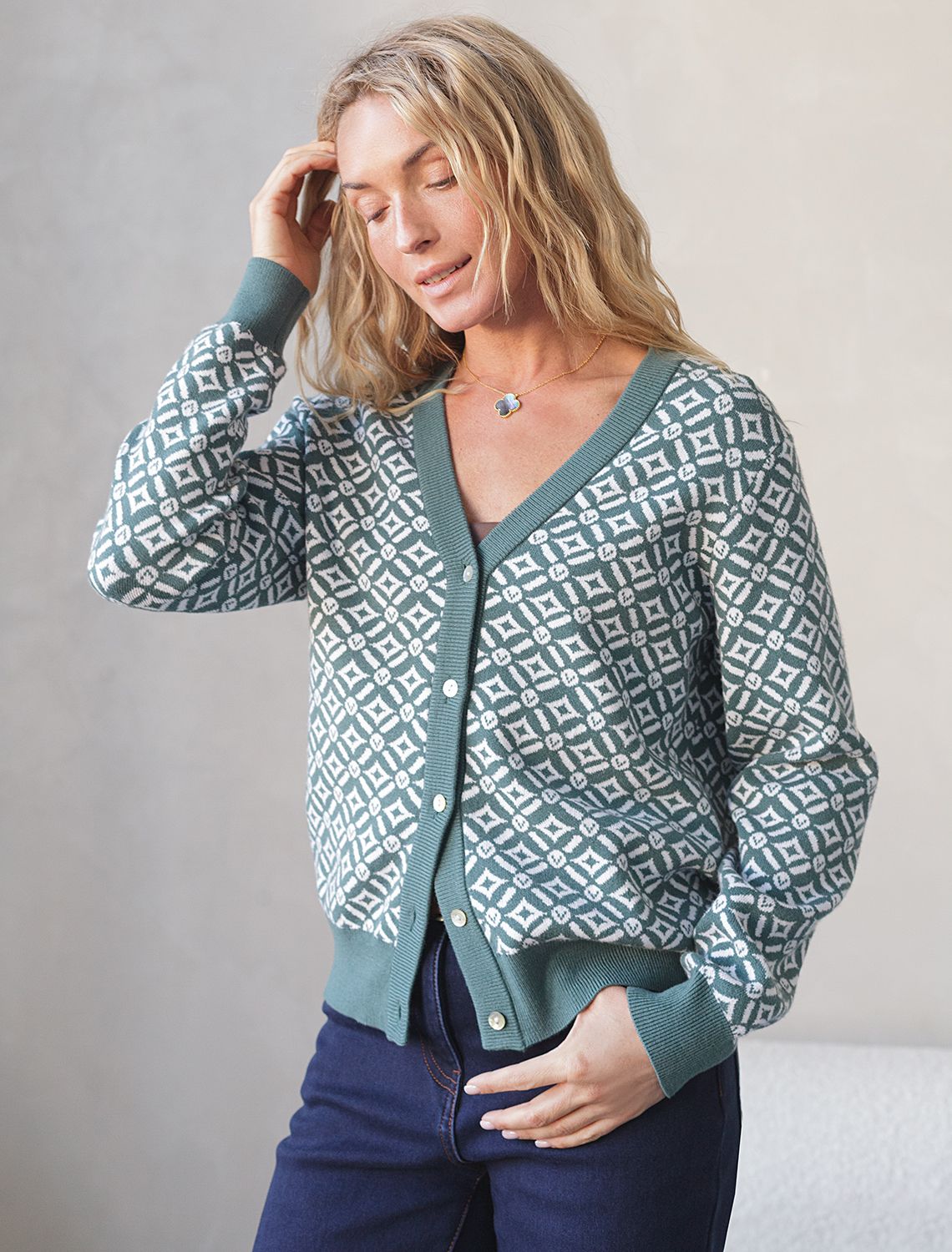 картинка Кардиган женский полынный магазин Одежда+ являющийся официальным дистрибьютором в России 