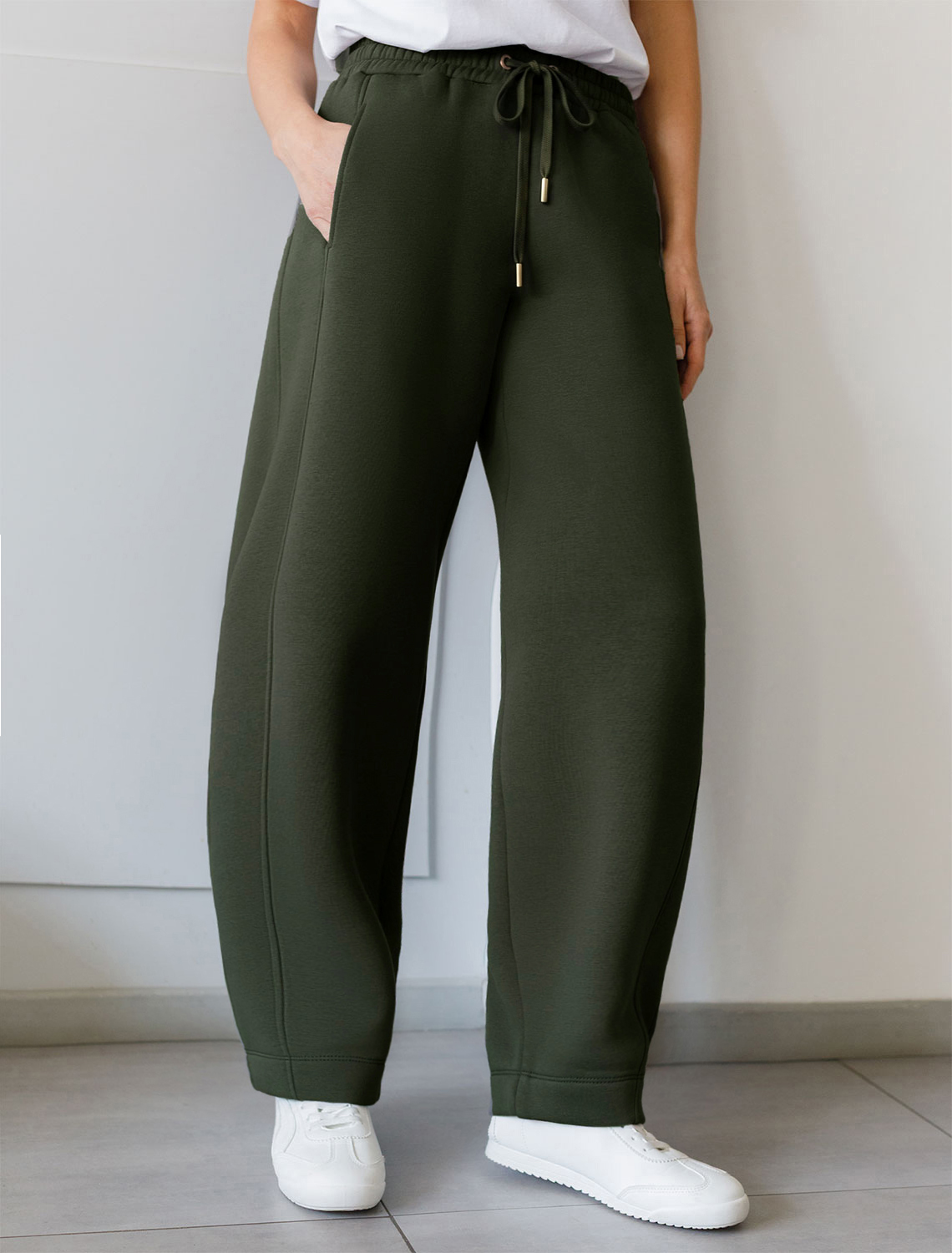 картинка Брюки женские т.зеленый магазин Одежда+ являющийся официальным дистрибьютором в России 