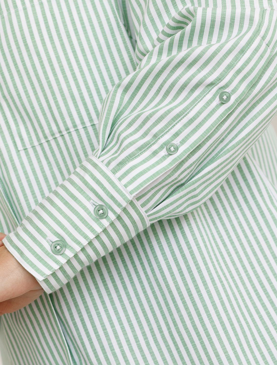 картинка Блузка женская белый-фисташковый магазин Одежда+ являющийся официальным дистрибьютором в России 