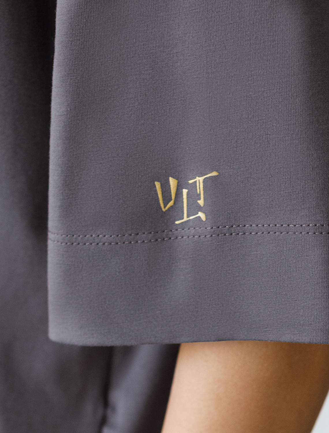 картинка Футболка женская серый_angel от магазина Одежда+