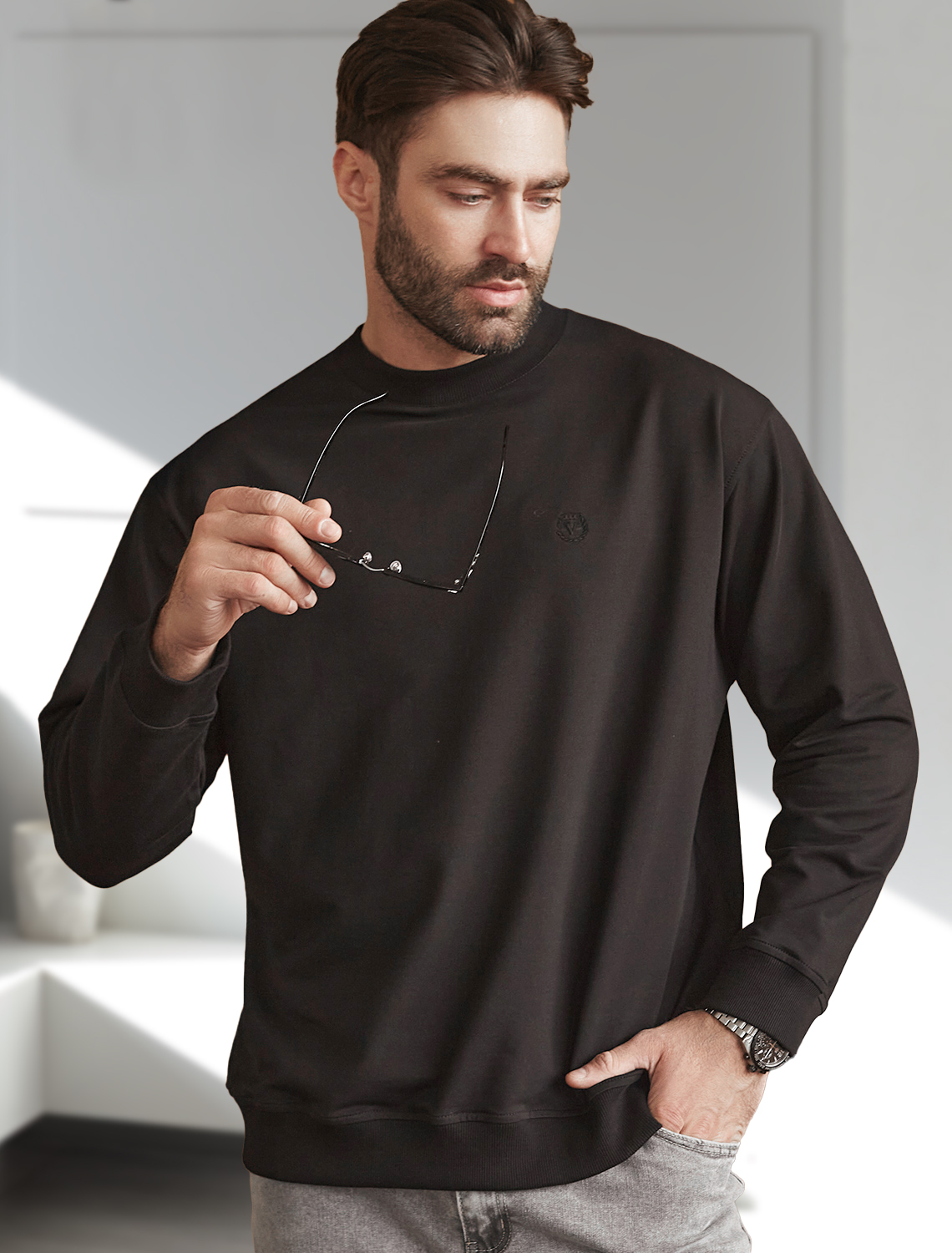 картинка Джемпер мужской черный от магазина Одежда+