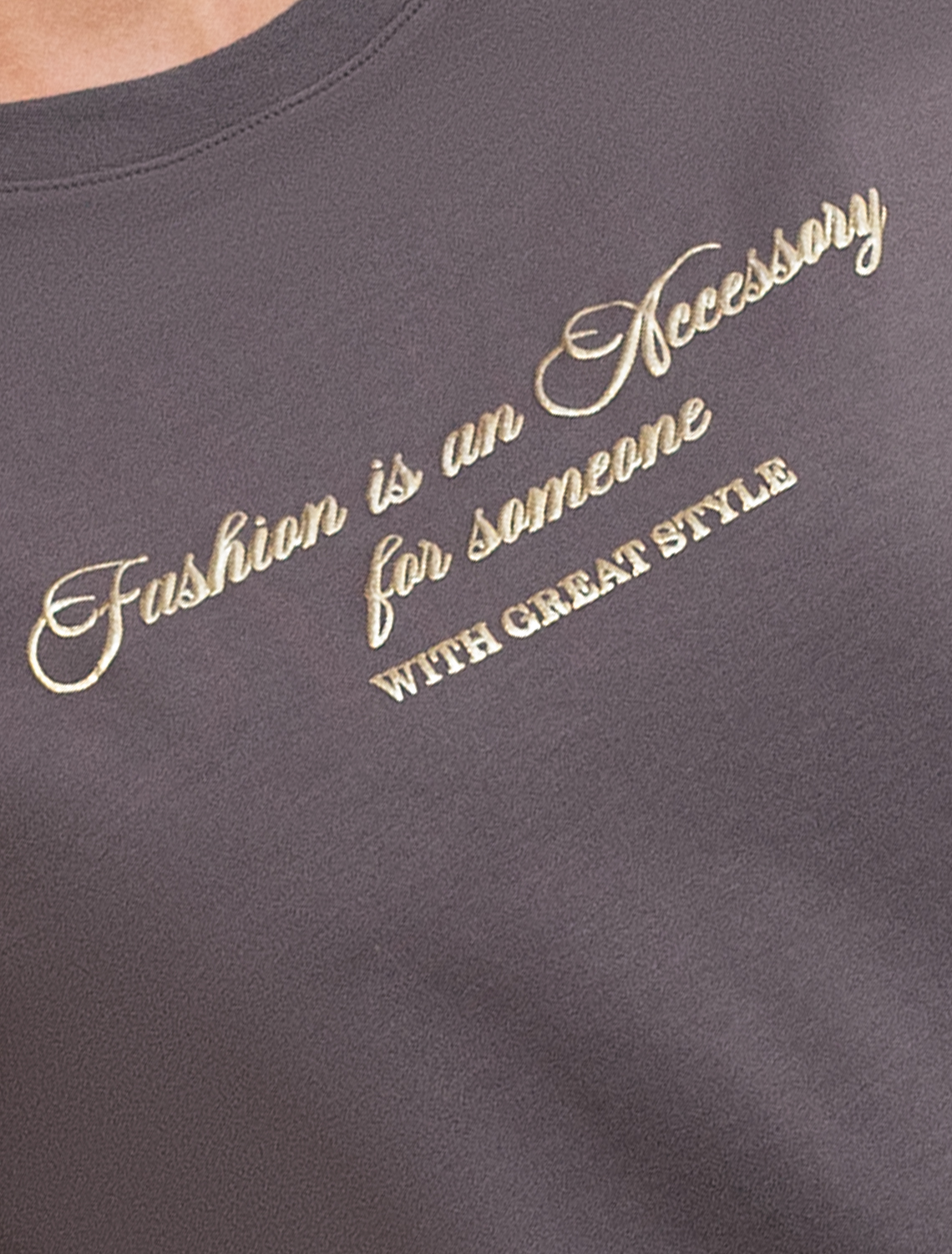 картинка Футболка женская серый_fashion магазин Одежда+ являющийся официальным дистрибьютором в России 